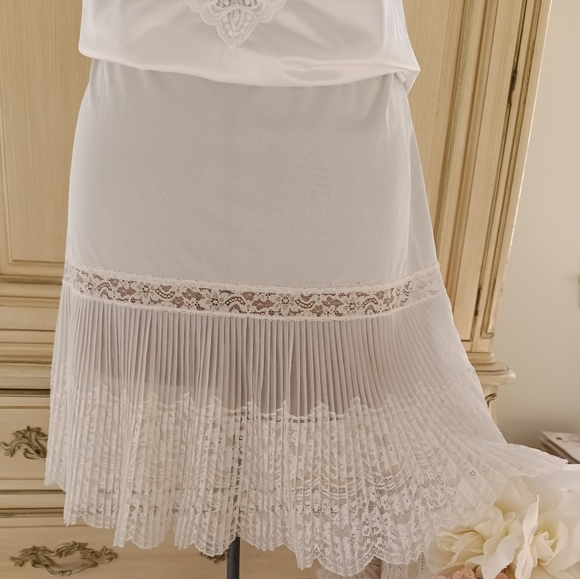 Vintage Intimates & Sleepwear Vintage Nylon Half Slip With Lace And